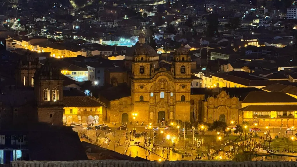 walking-city-tour-cusco1.webp
