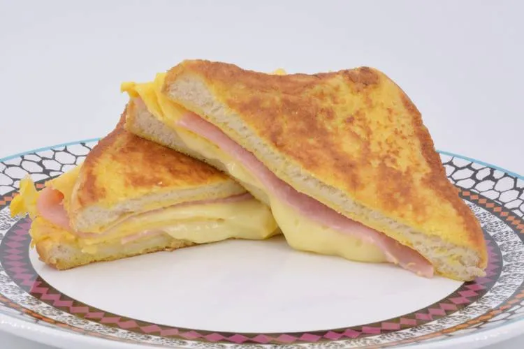 Sandwich de Jamón y Queso